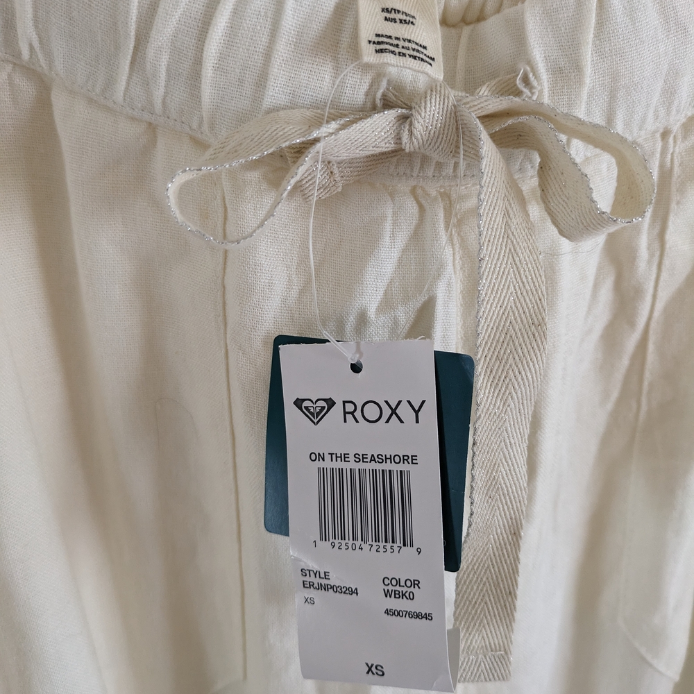 White Roxy Pants - Picture 4 of 5